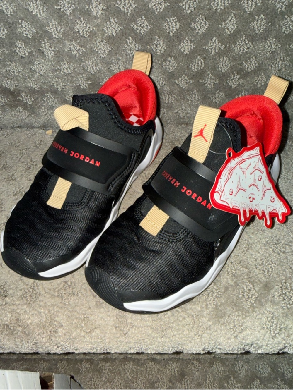 NWT Jordan 23/7 sneakers
